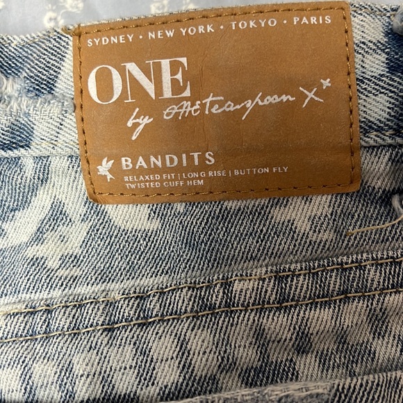 One Teaspooon Bandits jean shorts - Picture 5 of 5